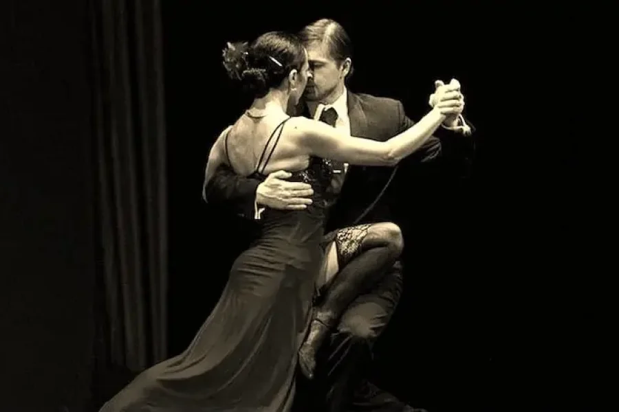 tango in buenos aires. tango show