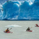 Kajak auf dem Grey Glacier