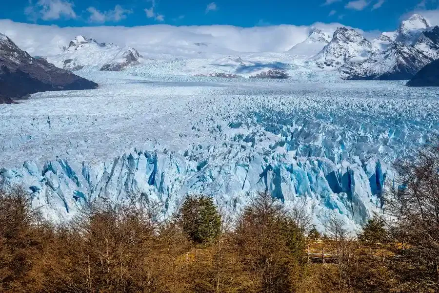 Die Unermesslichkeit des Perito-Moreno-Gletschers