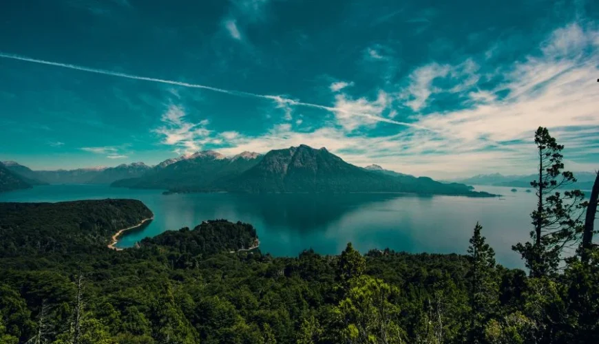 Ein Blick auf die unglaubliche Landschaft Bariloches.