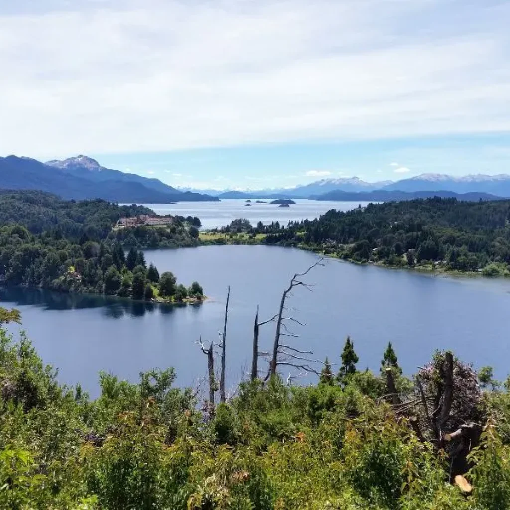 Ein Blick auf die unglaubliche Landschaft Bariloches.