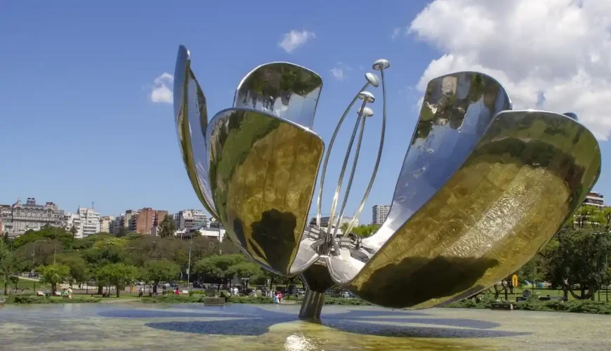 buenos aires Floralis Generika